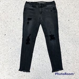 American Eagle Black Destroyed Jegging